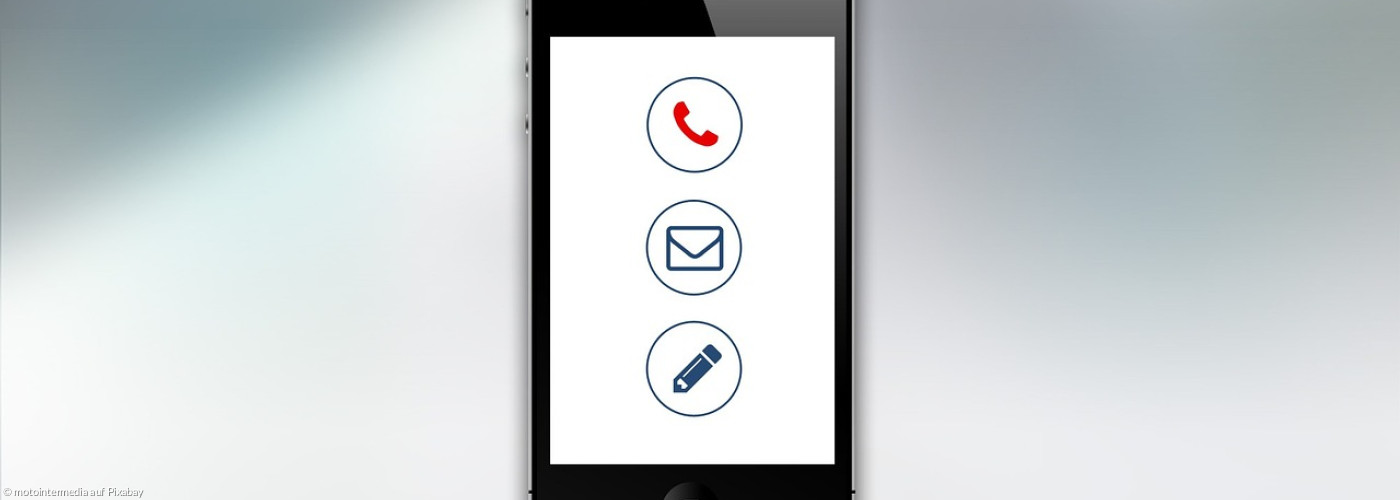 Mobiltelefon auf dem die Symbole Telefon, Brief und Stift zu sehen sind