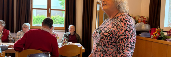 Rita Bergbauer beim Vortrag